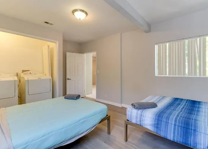 Woodland Hills Charmer Los Angeles