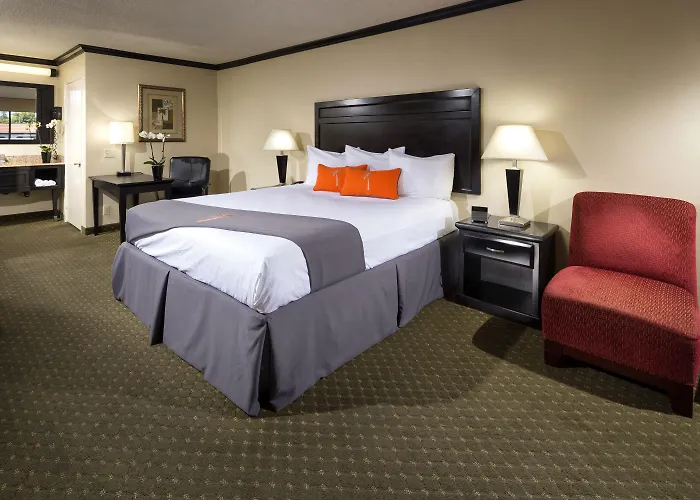 Canoga Hotel At Warner Center Los Ángeles