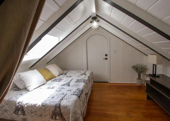 Spacious Cottage Home Los Angeles aceita animais de estimação