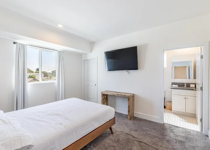Spacious Family Home In Central Los Ángeles admite animales