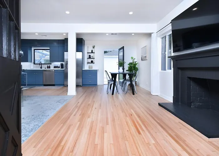 Beautiful Designer 4 Bed Near Universal Sleeps 10 Jacuzzi Los Angeles che accetta animali