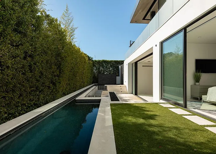 Ultra Modern Villa In Doheny Estates Los Ángeles