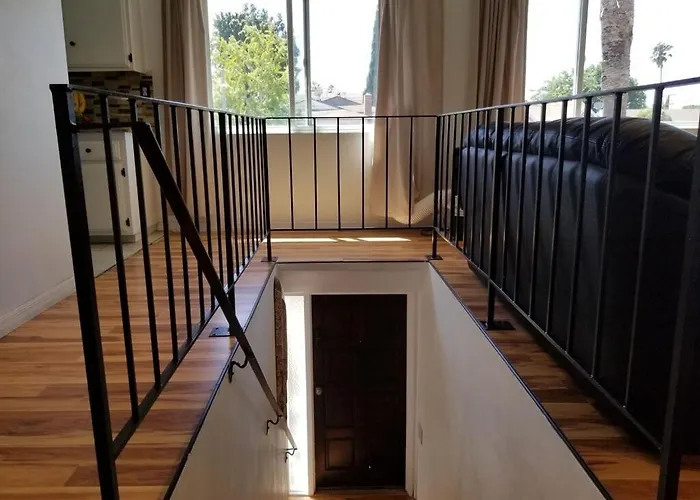 Fairview Smart Home Los Ángeles admite animales