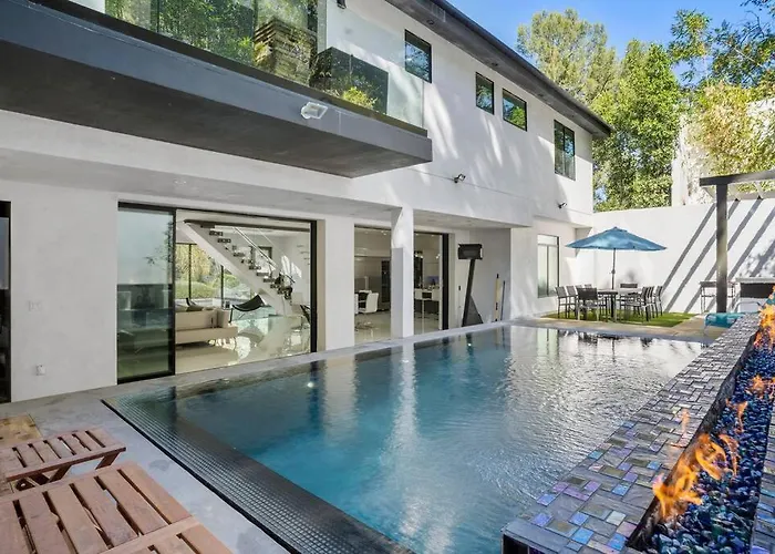 Modern Luxury Sherman Oaks Oasis Los Angeles che accetta animali