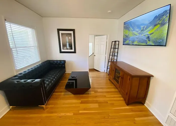 Cozy 1,400Sq Ft 2Br 2Ba West Hollywood Gated Home Los Angeles