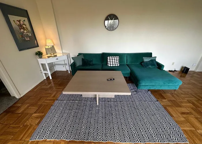 La Brea Apartment Los Angeles