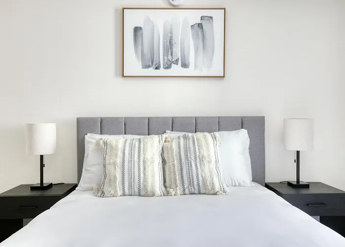 Appartamento Hollywood 2Br W Gym Pool Lounge Nr The 101 Lax-732 Los Angeles