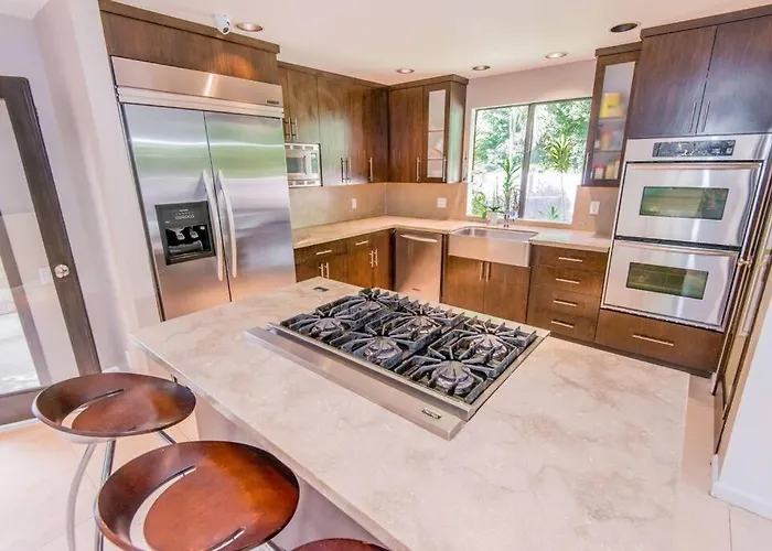 Designer Modern House By Beverly Hills Hotel Los Angeles che accetta animali