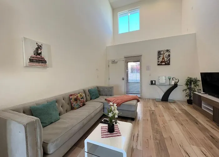 Appartamento Modern One-Bed Loft In Hollywood Sign View & Free Parking Los Angeles