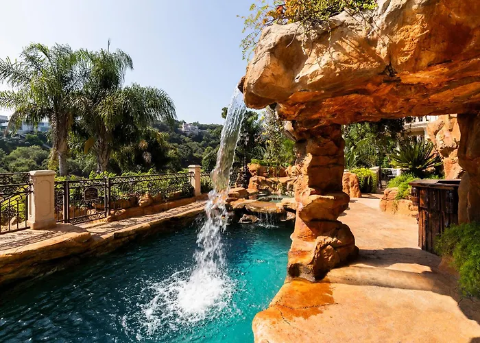 Luxury Bel Air Villa Heated Pool Panoramic Views 6 Bedrooms Los Angeles