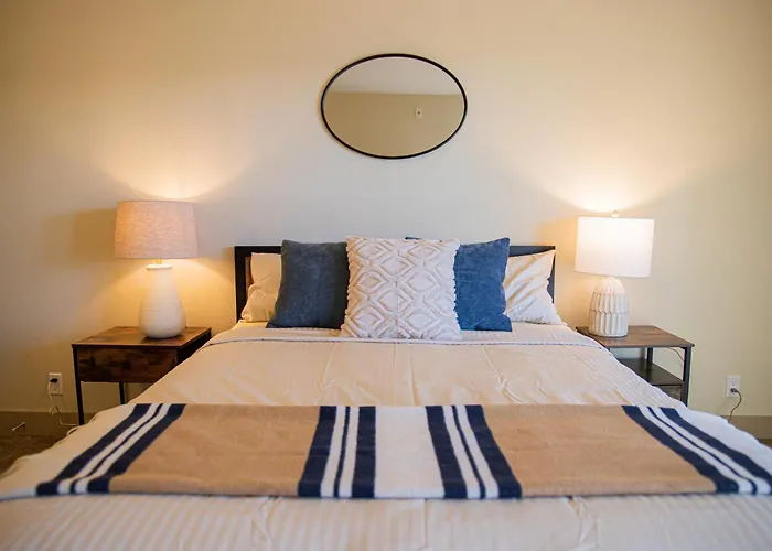 Luxurious Apartment With The Marina View Los Ángeles admite animales