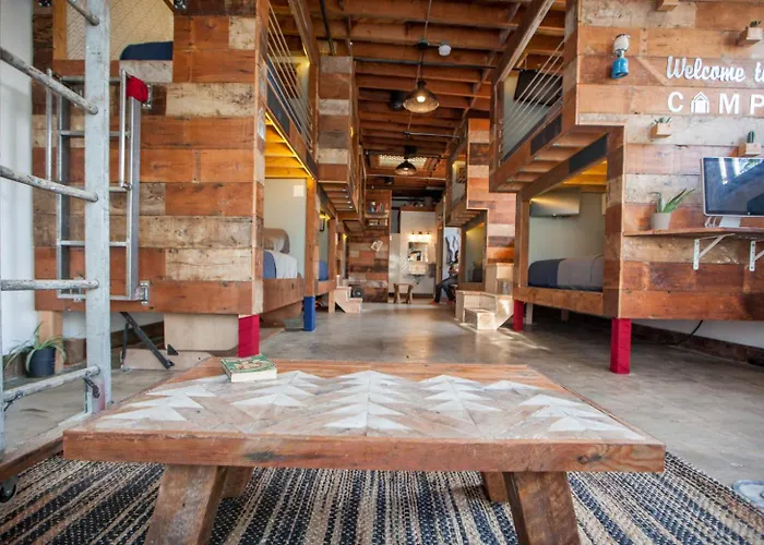 Ostello Podshare East Hollywood Los Angeles