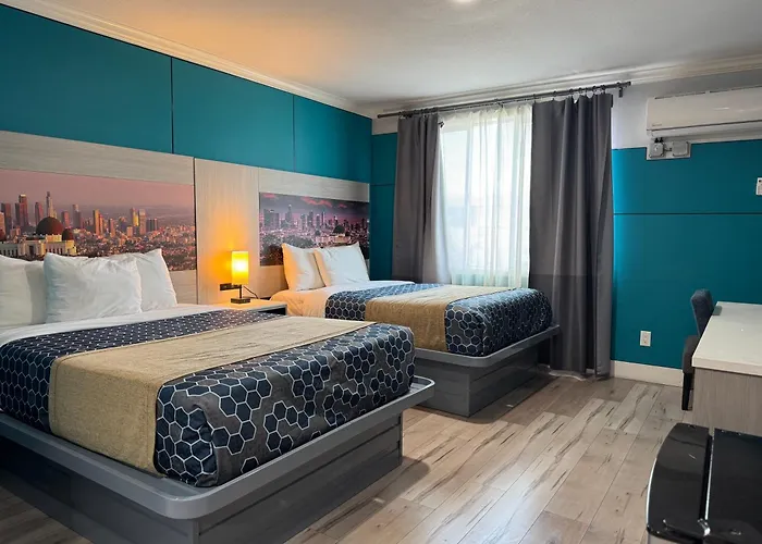 Hometel Suites Los Ángeles