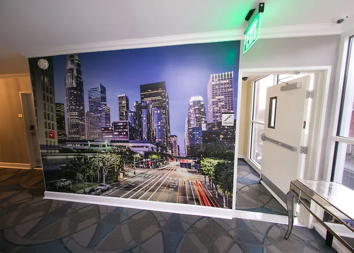 Metropolitan Inn & Suites Los Angeles