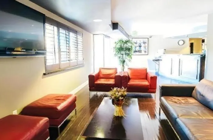 Hotel vicino a Los Angeles Memorial Sports Arena