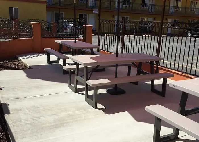 Studio City Inn - Near Universal Studios Hollywood Los Angeles