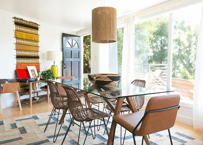 Hotel Sleek 2Br In Hollywood Hills By Sonder Los Ángeles admite animales